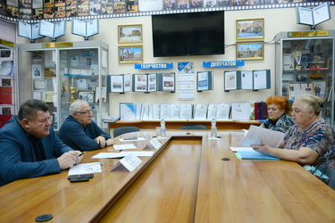 Сергей Овсянников и Вячеслав Тарасов провели совместный прием граждан